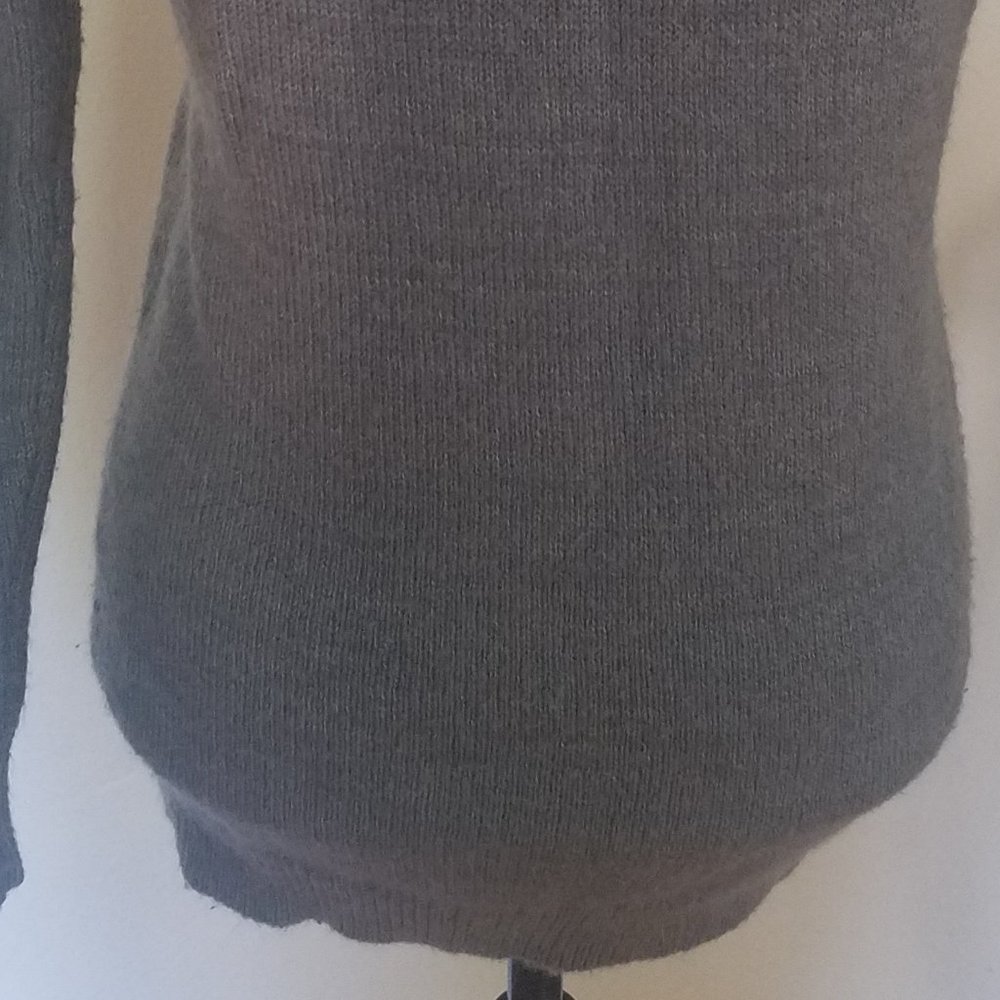 ❌ Firm price❌ Express Leopard grey warm Sweater S - Picture 13 of 13